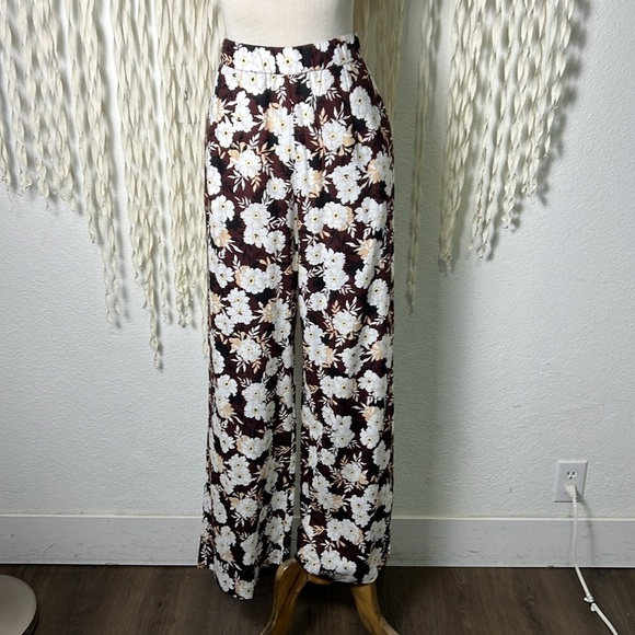 Mink Pink Maya Floral Pants Size XS - Picture 2 of 14